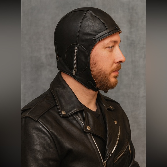 Black Leather Motorcycle Skull Cap Size L Chin Strap Buckle Closure Grunge Bike - Picture 1 of 16